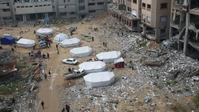 İsrail,  Refah'ta ambulansları kuşatma altında aldı