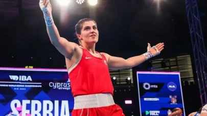 Busenaz Sürmeneli üst üste 3. kez dünya şampiyonu!