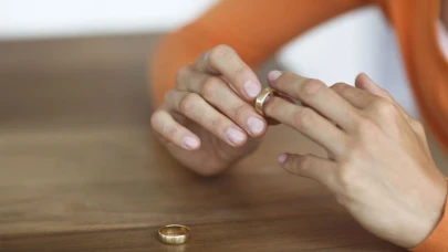 Bir gün evli kalıp yıllarca nafaka ödeme dönemi bitiyor!