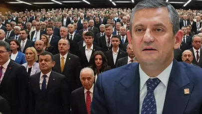 CHP'de Olağanüstü Kurultay başladı: Herkes o ismin koltuğuna odaklandı!