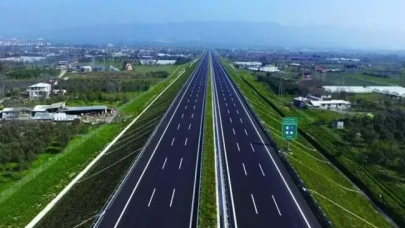 Bakan Uraloğlu: Antalya-Alanya arası 1 saate düşecek