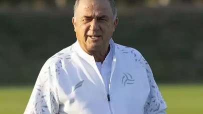 Fatih Terim'in Suudi Arabistan'da bileği bükülmüyor
