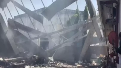 Hindistan'da havai fişek fabrikasında patlama: 17 ölü