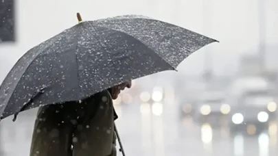 Meteoroloji uyardı: Bu tarihlerde İstanbul'a yağış geliyor!