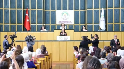 DEM Partili Hatimoğulları: 'Artık siyasi ve hukuki eşiği atlama zamanı gelmiştir'