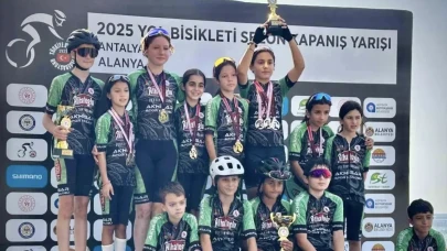 Akhisar Sporcuları Türkiye Kupası’nda zirvede