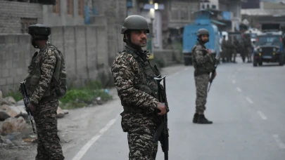 Dünya bunu konuşuyor! Pakistan ve Afganistan arasındaki ateşkes uzatıldı