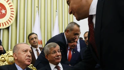 Ali Babacan’dan AK Parti’ye dönüş iddialarına net yanıt: “Kuruluş ilkelerini desteklerim ama o partide değilim”