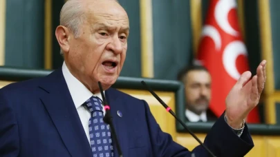 MHP lideri Bahçeli tarihi çağrısını yineleyip plaka verdi: 82 burası olmalı