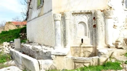 İznik’te Tarihi Bizans çeşmesi tahrip edildi