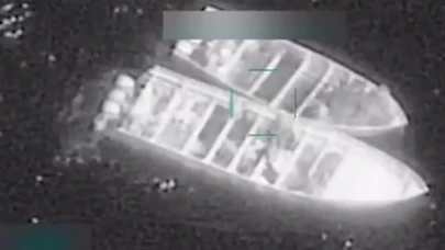 ABD Pasifik’te uyuşturucu teknelerine saldırdı: 14 kişi öldü