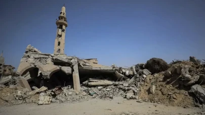 İsrail, Gazze’de 835 cami yıktı: Tarihi ve kültürel miras yok oluyor