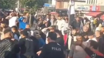 Liseli kızları taciz etti, esnafın gazabına uğradı!