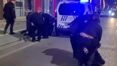 'Eşime küfretti' dedi, dükkanını bastı