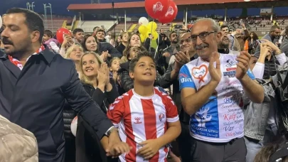 Kanseri yenen Gencay için balonlar gökyüzüne bırakıldı