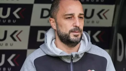 Bursaspor’un Teknik Direktörü Adem Çağlayan görevinden istifa etti