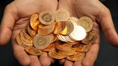 Altın piyasasında sert düşüş: Gram altın geriledi