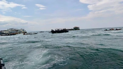 Kongo’da facia: Alabora olan yolcu teknesinde 64 kişi ayıp