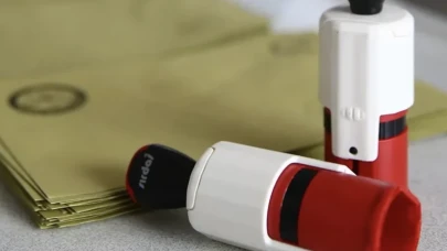 AK Parti'nin Masasındaki Son Anket! İBB Operasyonu Sonrası Dikkat Çeken Oy Artışı