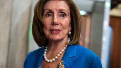 Nancy Pelosi 37 yıllık siyasi kariyerine nokta koyuyor