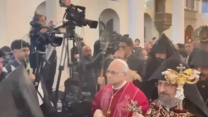 Papa 14. Leo Kumkapı Patriklik Kilisesi'ni ziyaret etti