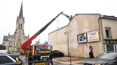 Fransa'da bir binada çıkan yangın sonucu 5 kişi hayatını kaybetti