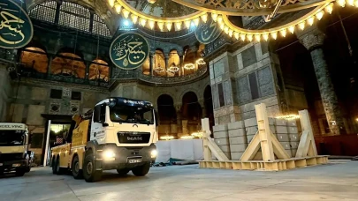 Ayasofya içerisine vinç sokulması eleştirilerine Bilim Kurulu yanıt verdi