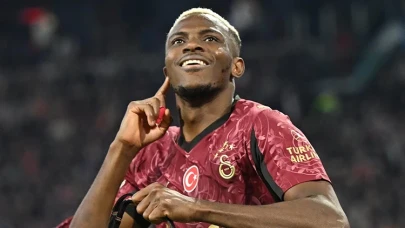 Victor Osimhen, UEFA Şampiyonlar Ligi'nde haftanın 11'ine seçildi