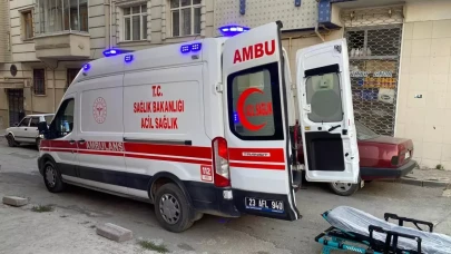 Elazığ'da genç kadın, çocuklarının gözü önünde boğazını kesti