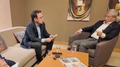 Davutoğlu’nun 20 yıl sonra açıkladığı Esad teklifi tartışma yarattı