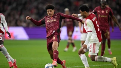 Galatasaray Ajax deplasmanında şov yaptı üç golle zafer geldi