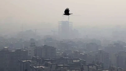 İran’da hava kirliliği eğitimi durdurdu: Okullar 21 Kasım’a kadar tatil edildi