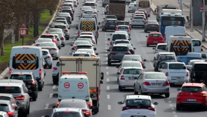 Bu gece benzine 1 lira 30 kuruş zam bekleniyor