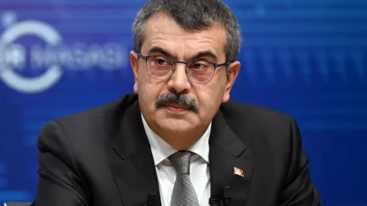 "Okulların kapısını kilitleyin" mi dedi? Cumhurbaşkanlığından, infial yaratan 10 Kasım iddiasına jet yanit