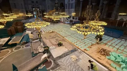 "Ayasofya içerisine kamyon soktular" iddialarına Bakanlık'tan açıklama!