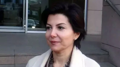 Gazeteci Sedef Kabaş'a 10 ay hapis cezası
