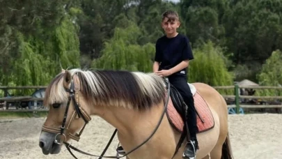 13 yaşındaki çocuk tavuk döner yedi, hayatını kaybetti