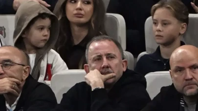 Sergen Yalçın ilk kez Fenerbahçe'ye kaybetti: Beşiktaş derbide yıkıldı