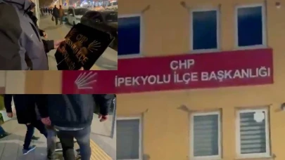 CHP’nin İmralı kararının ardından Van'da CHP binasına saldırı düzenlendi