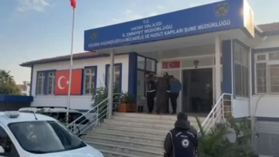 Hatay'da göçmen kaçakçılığı yapan 2 kişi tutuklandı