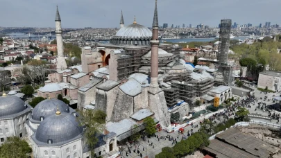 Bakan Ersoy duyurdu: Depremde zarar gören 109 vakıf eserinin restorasyonu tamamlandı