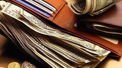 2026 yılının cüzdan rengi hangisi?