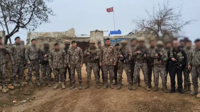 Özel Harekat Başkanı Ünsal Hayal, Suriye’deki üs bölgelerini ziyaret etti