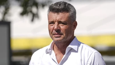 Adli kontrolle serbest bırakılan Fenerbahçe Başkanı Sadettin Saran, kulüp binasına geçti