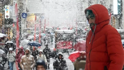 İstanbul'da kar yeniden başlayacak! Peş peşe uyarı geldi
