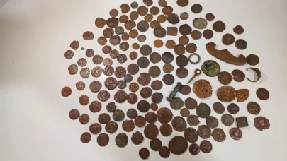 Roma ve Bizans dönemine ait 143 tarihi eser ele geçirildi: 2 şüpheli gözaltına alındı