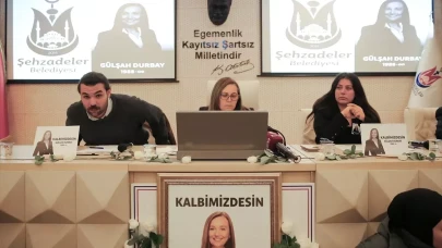 Şehzadeler Belediyesi’nde yeni başkan Hakan Şimşek oldu