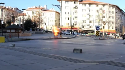 Bomba şüphesiyle patlatılan poşetten ayakkabı kutusu çıktı