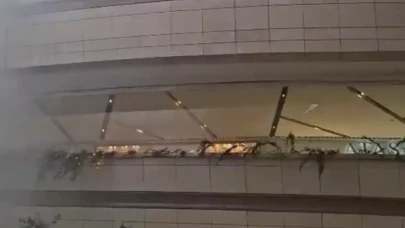 Şişli'deki AVM'de yangın: Müşteriler tahliye edildi