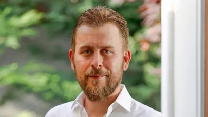 Ömür Akkor kimdir, nereli, kaç yaşında? Kitapları ve MasterChef'e katkısı